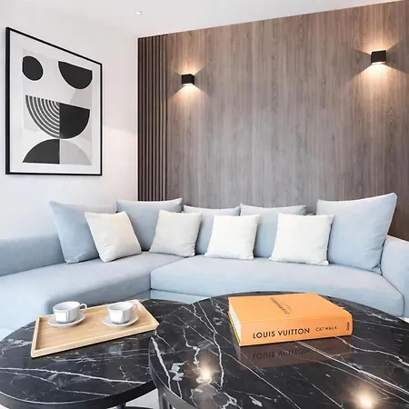 Apartment Stunning Duplex - Eiffel Tower & Trocadero Paris