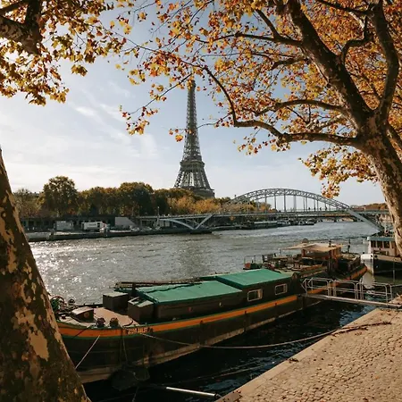 Stunning Duplex - Eiffel Tower & Trocadero * Paris
